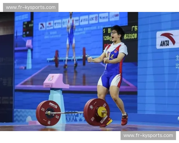 举重直播：把力量搬上屏幕，把热血变成商业奇迹